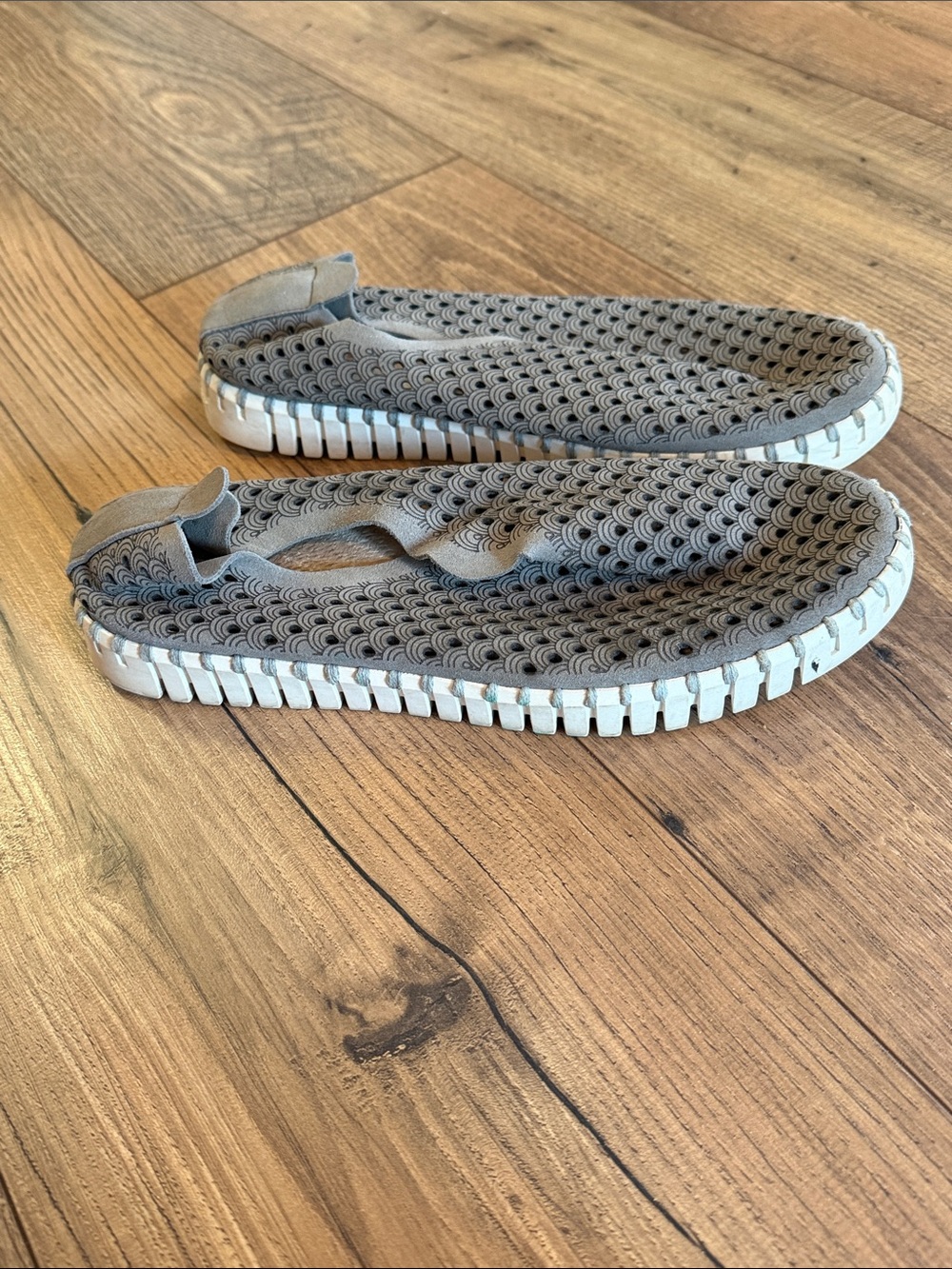 ILSE JACOBSEN Tulip 139 Perforated Slip On Sneaker EU 39 Gray Comfort Flat - Picture 5 of 10
